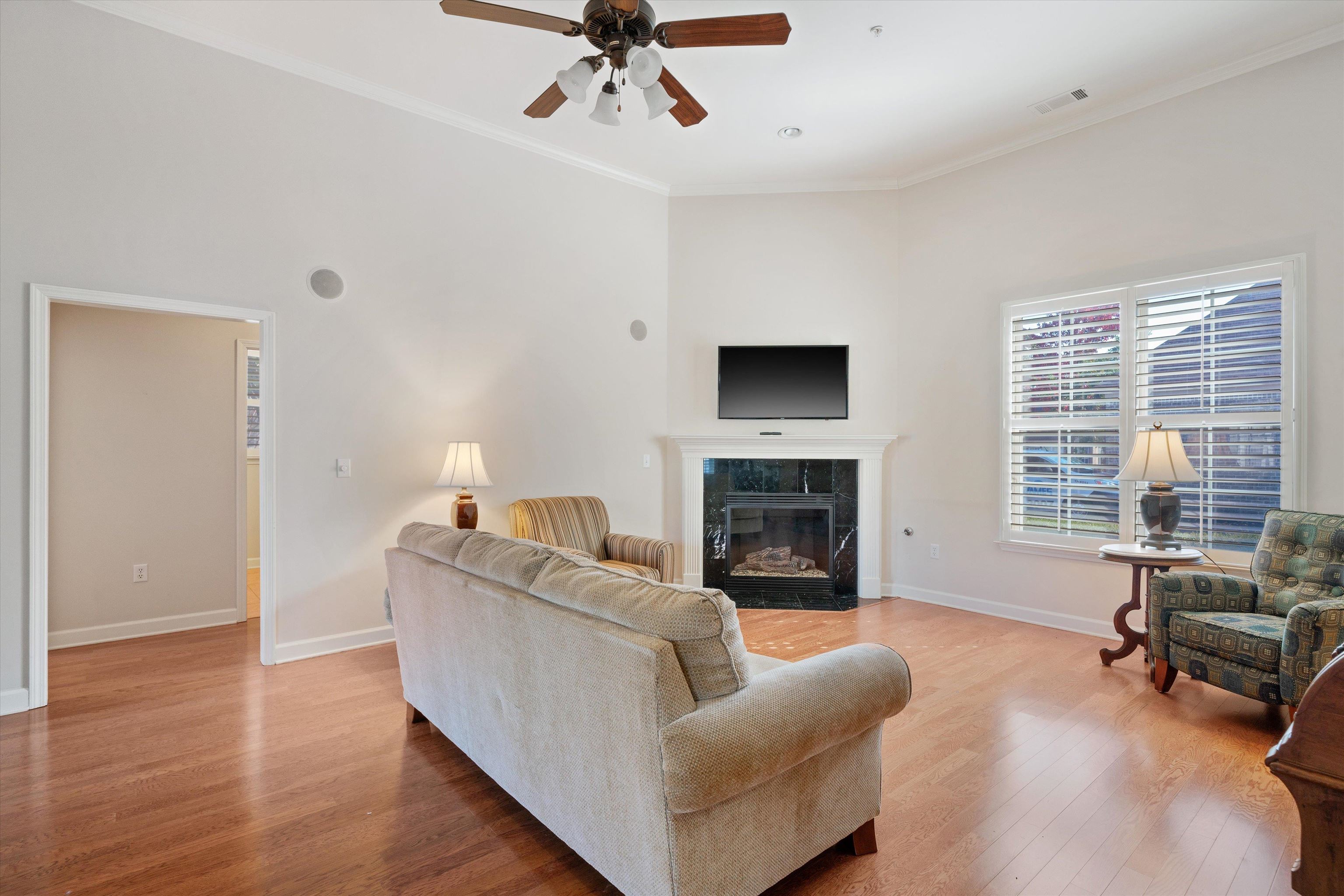 1427 ALYDAR DR Unit: 33