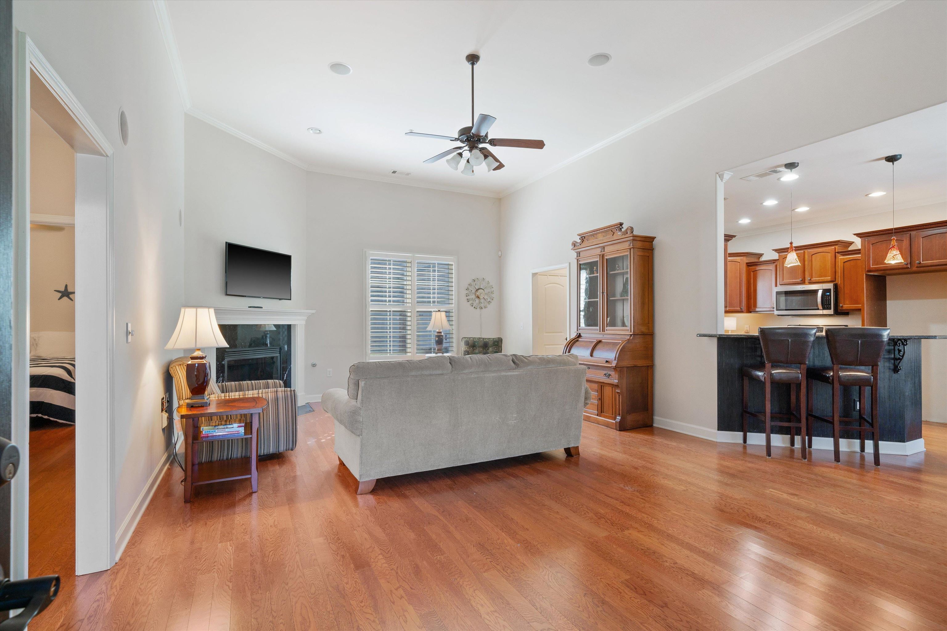 1427 ALYDAR DR Unit: 33