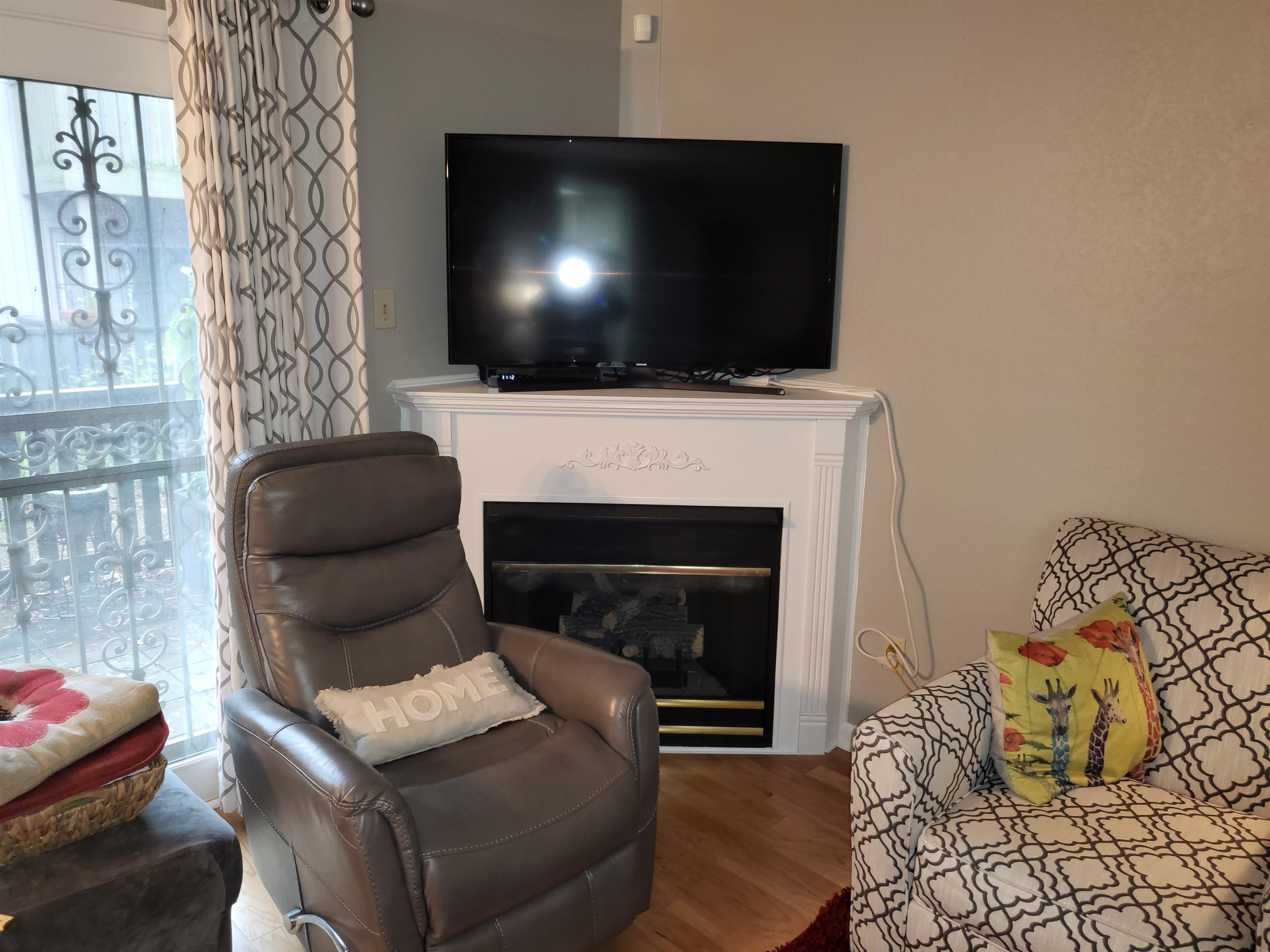 734 HEDGEGROVE RD Unit: 4603