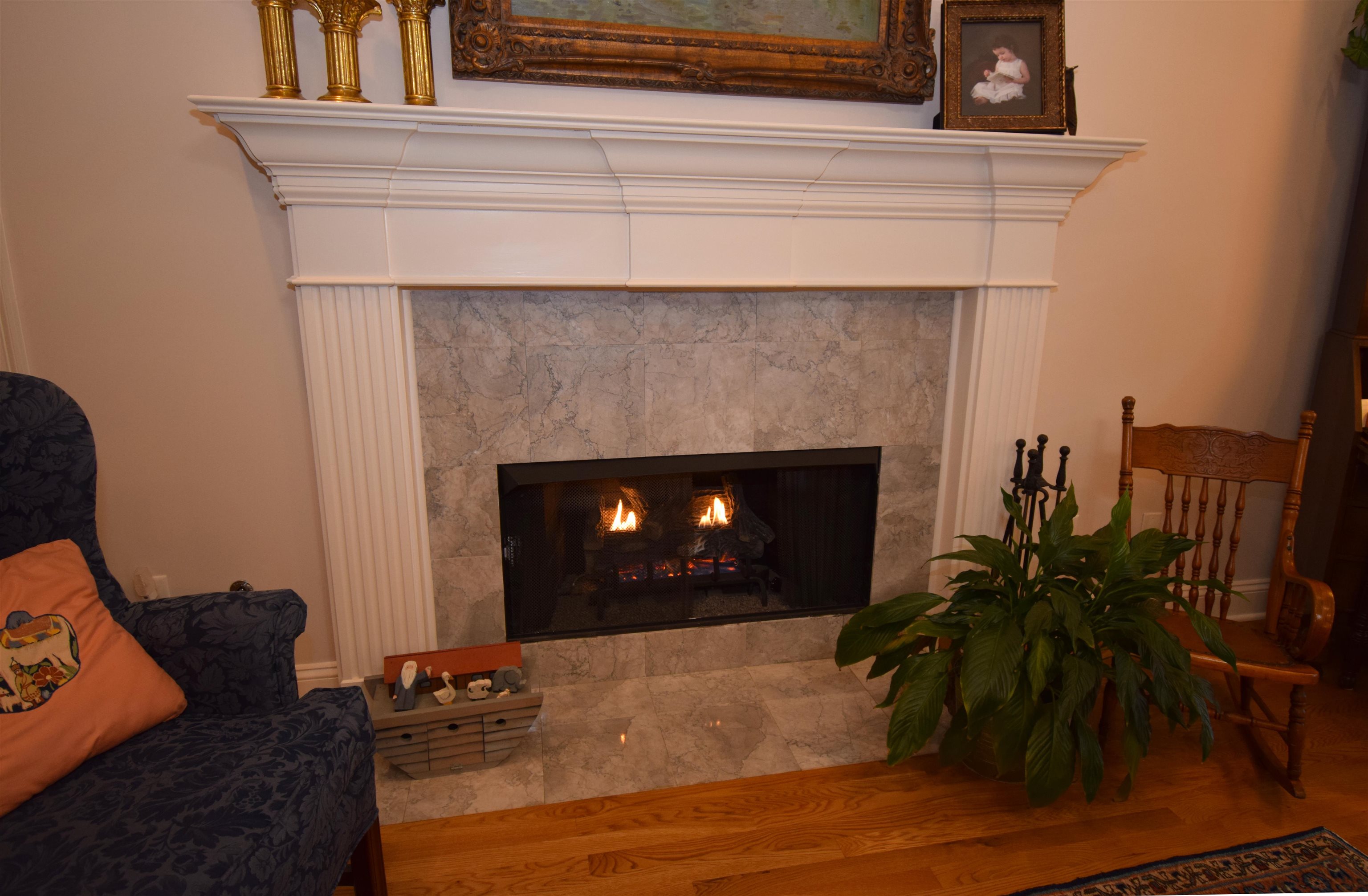 945 WARWICK OAKS LN N