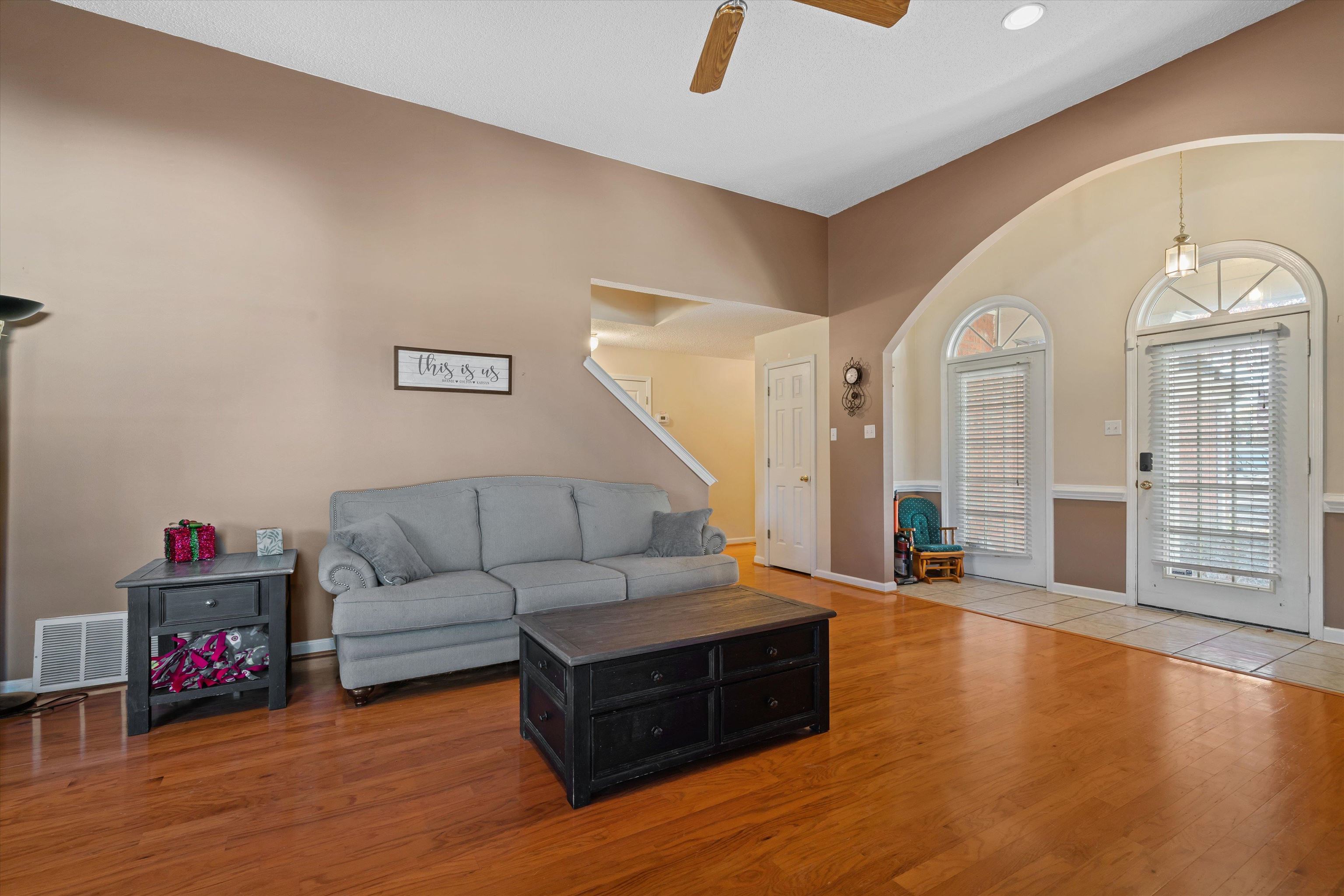 4140 PERSIMMON HILL CV