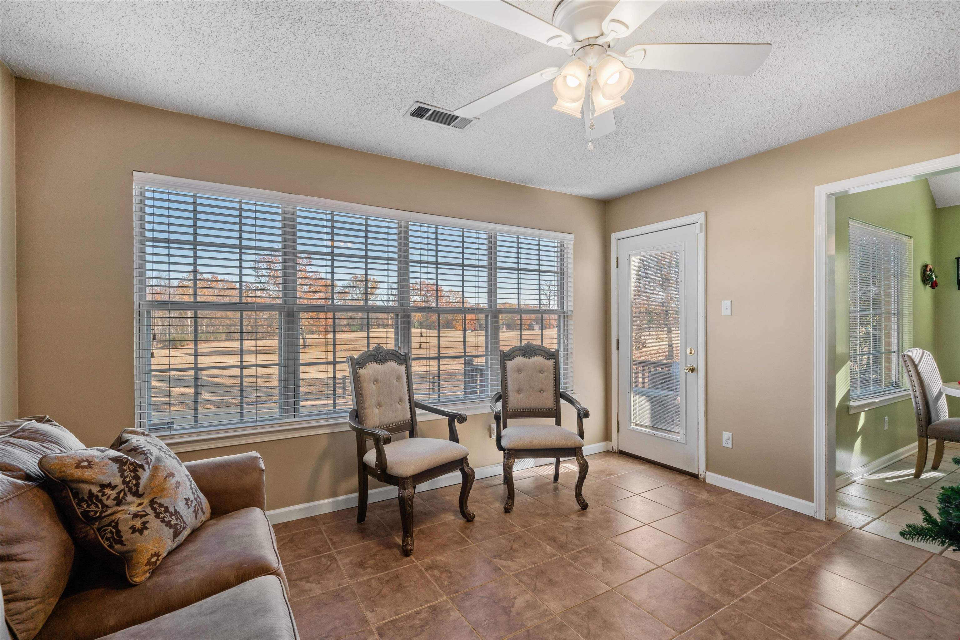 4140 PERSIMMON HILL CV