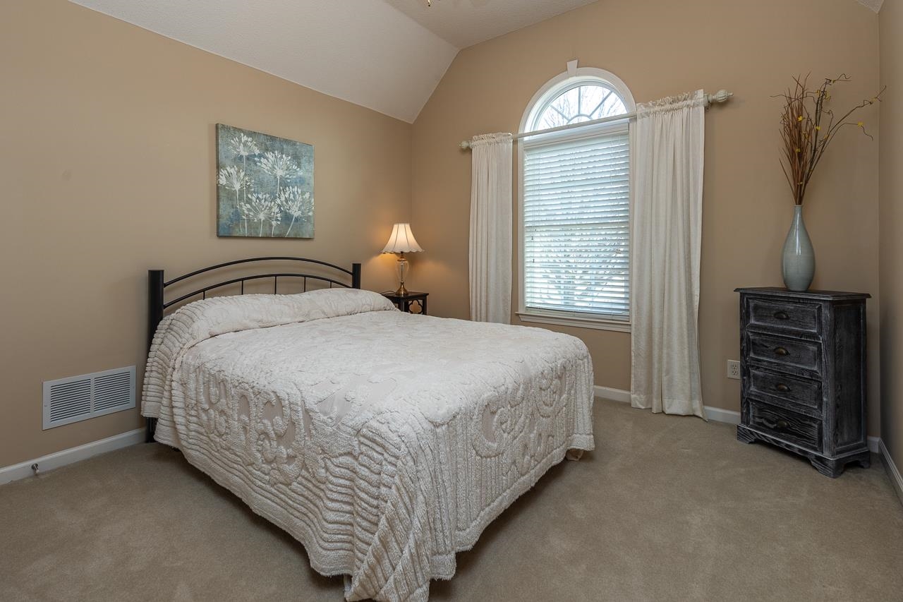 4073 PELICAN HILL CV