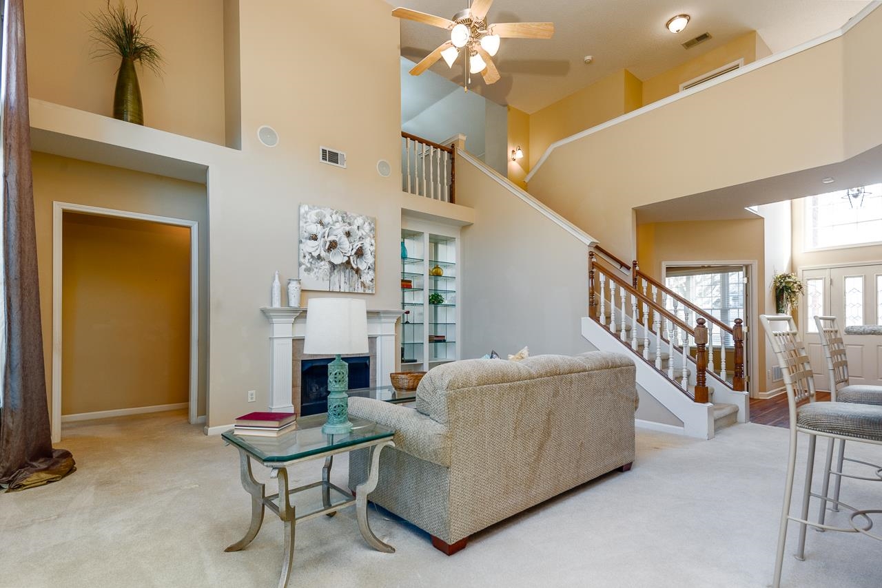 4073 PELICAN HILL CV