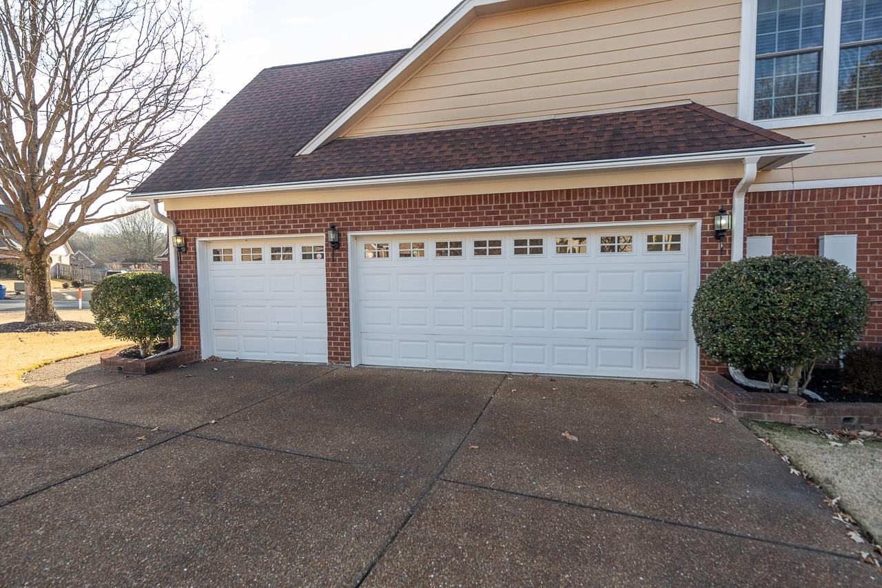 4073 PELICAN HILL CV