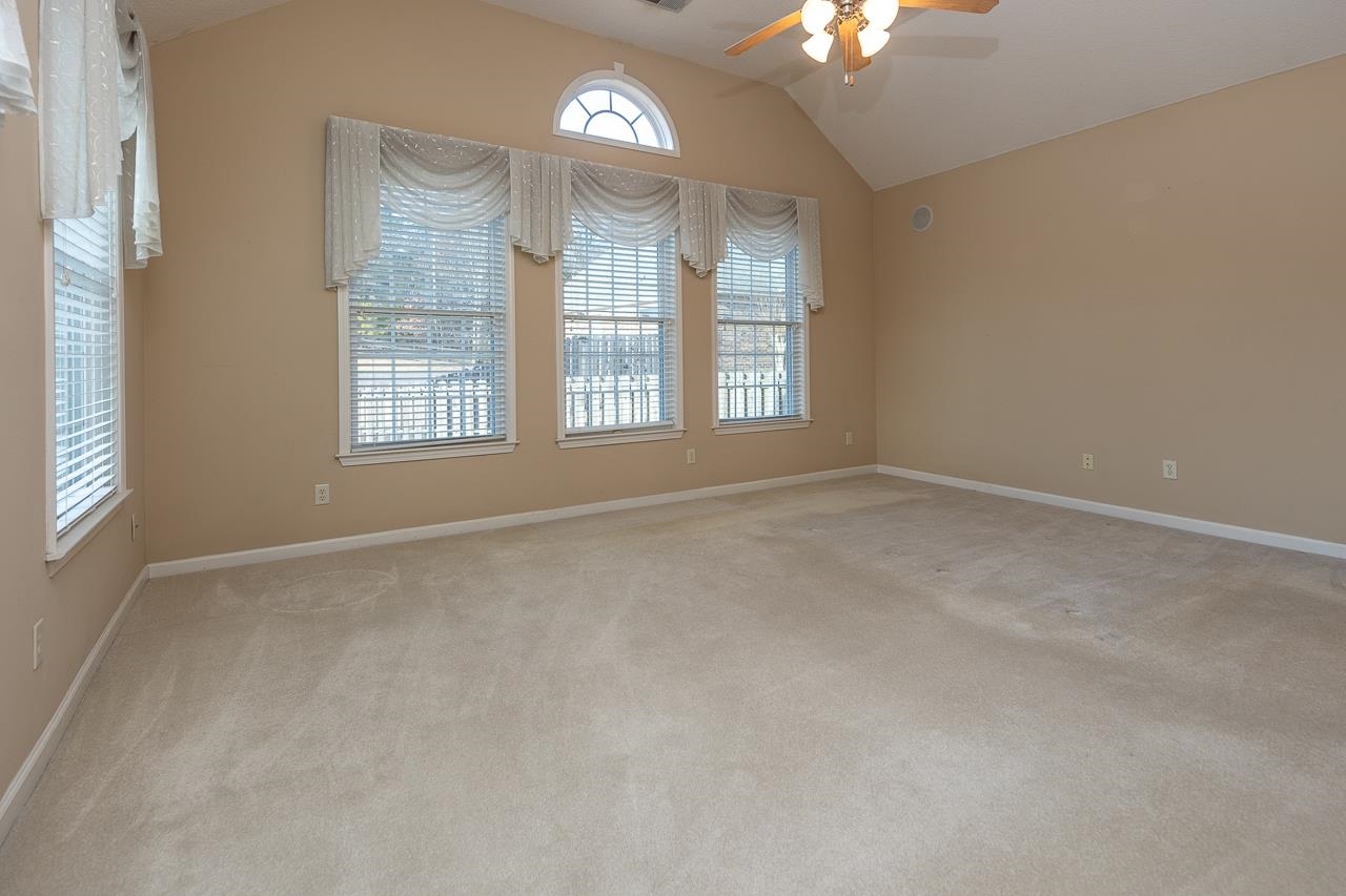 4073 PELICAN HILL CV