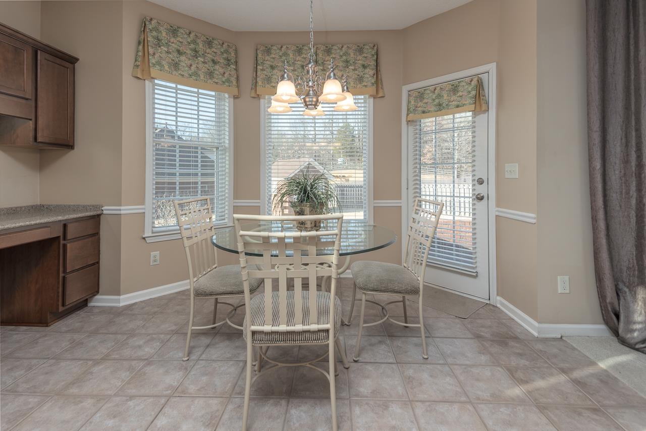 4073 PELICAN HILL CV