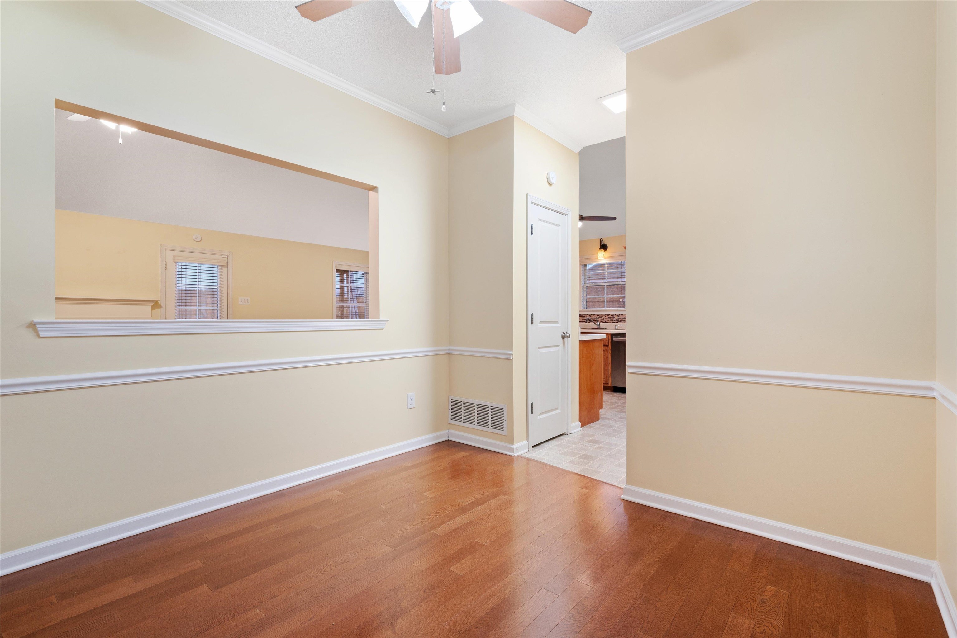 35 CAITLYN GENEVA CV