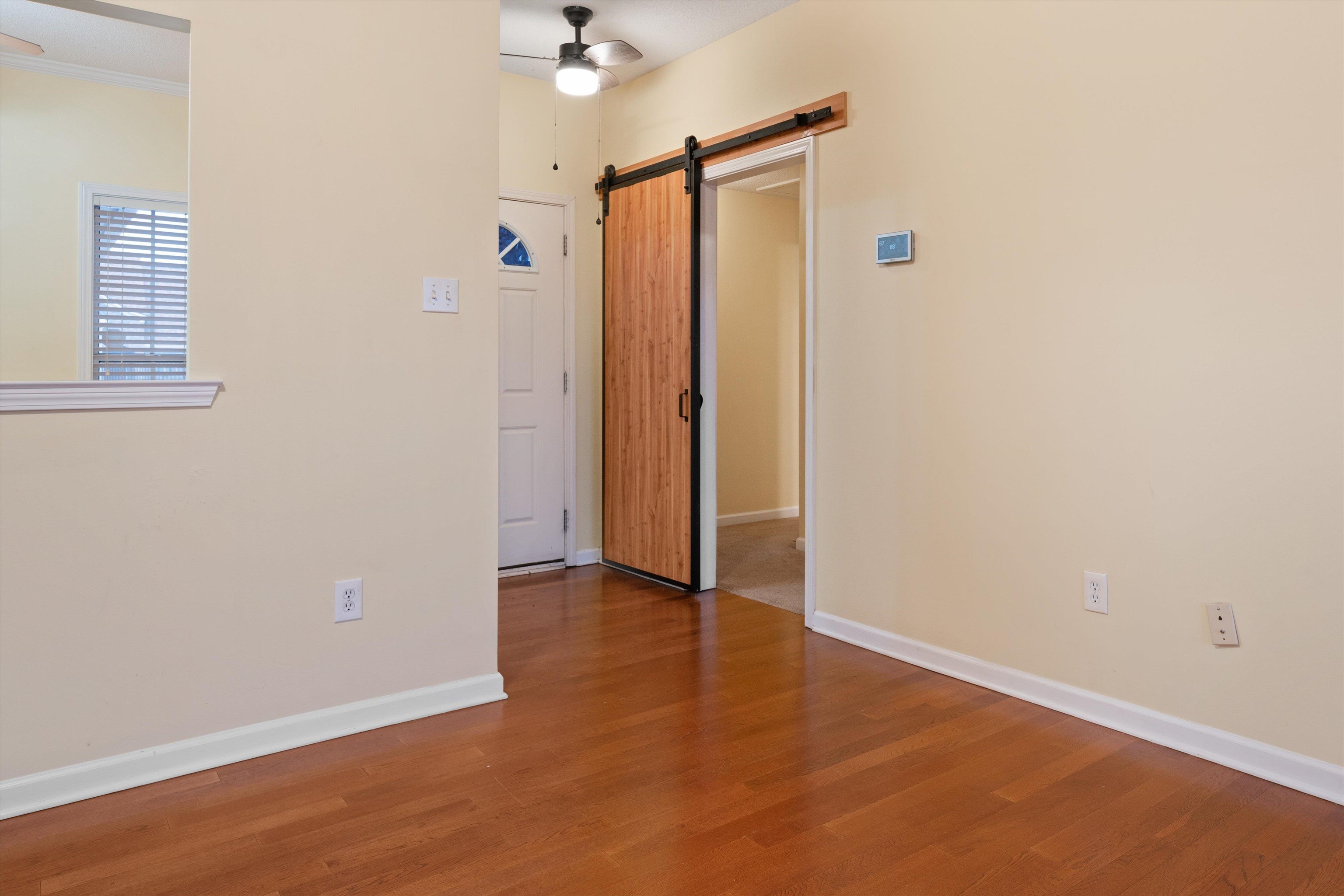 35 CAITLYN GENEVA CV