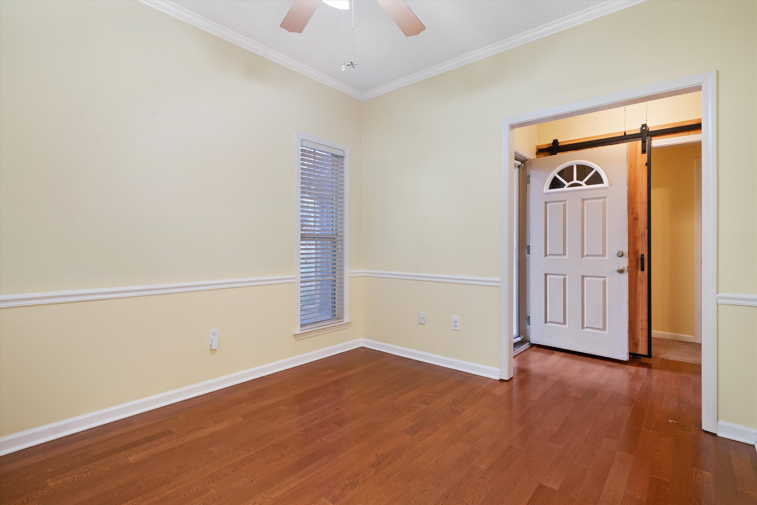 35 CAITLYN GENEVA CV