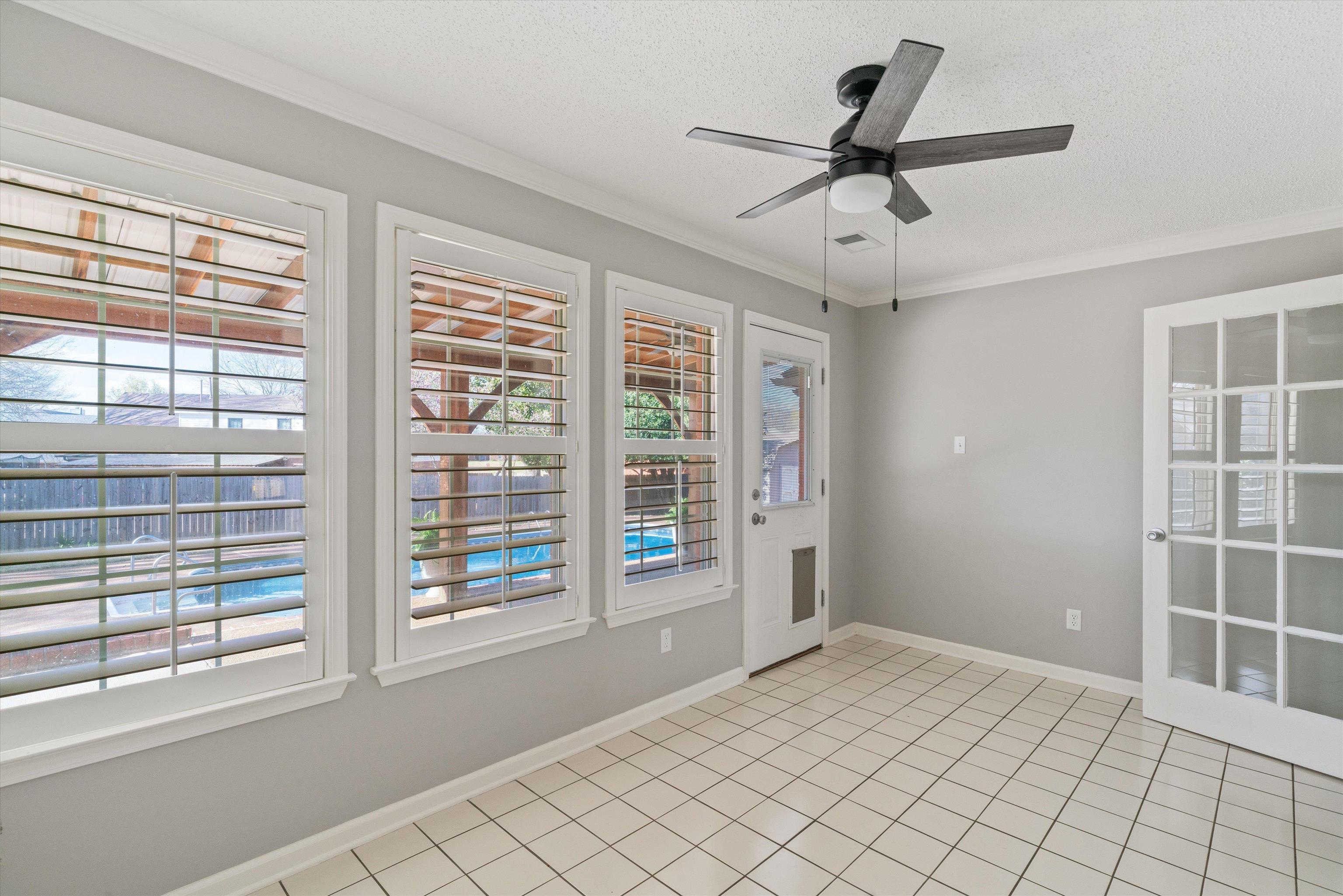 3443 PATRICIA ELLEN DR