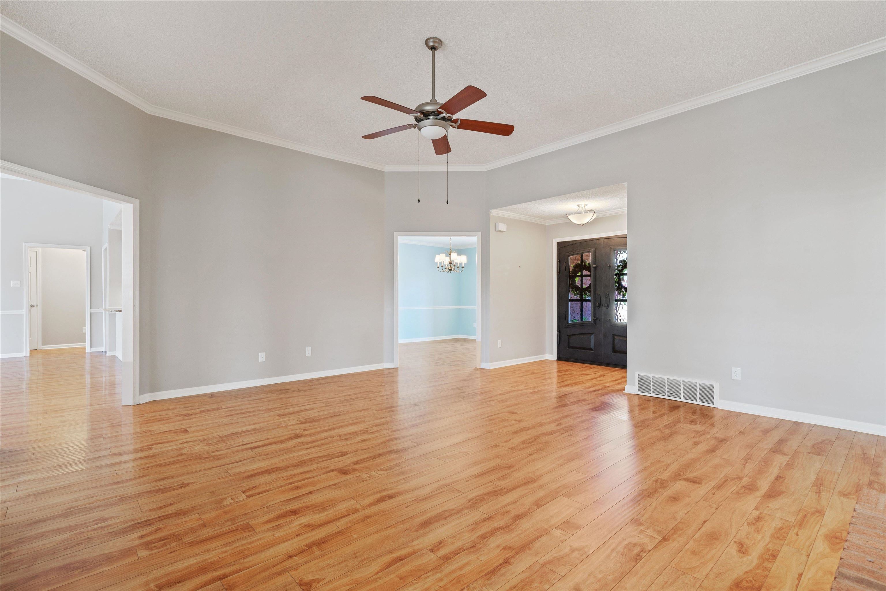 3443 PATRICIA ELLEN DR