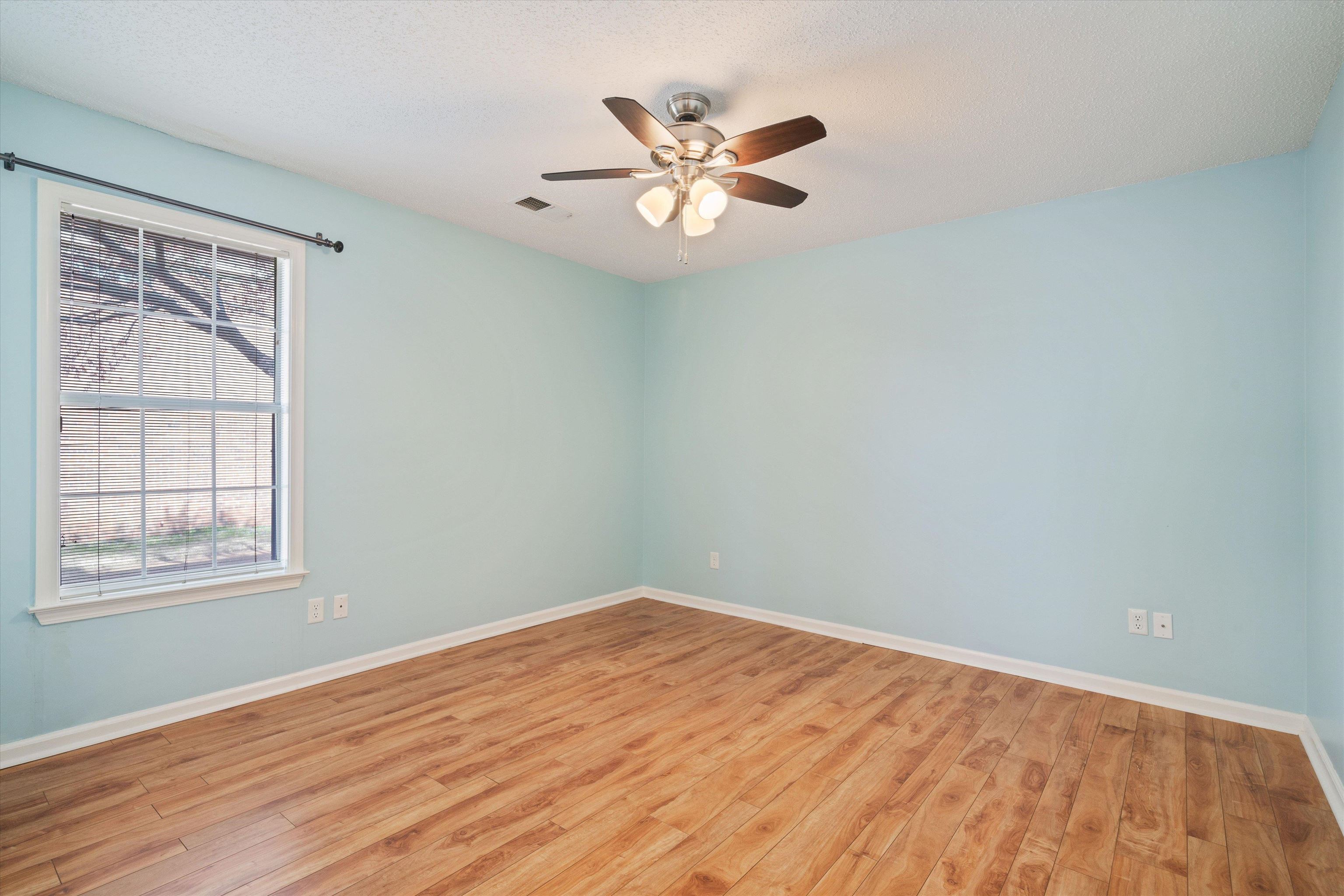 3443 PATRICIA ELLEN DR