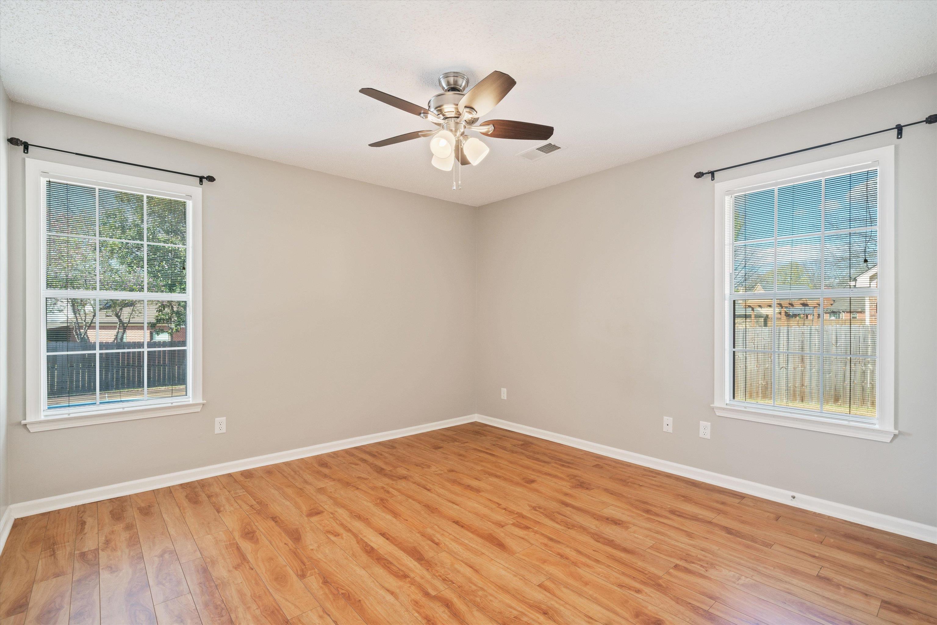 3443 PATRICIA ELLEN DR