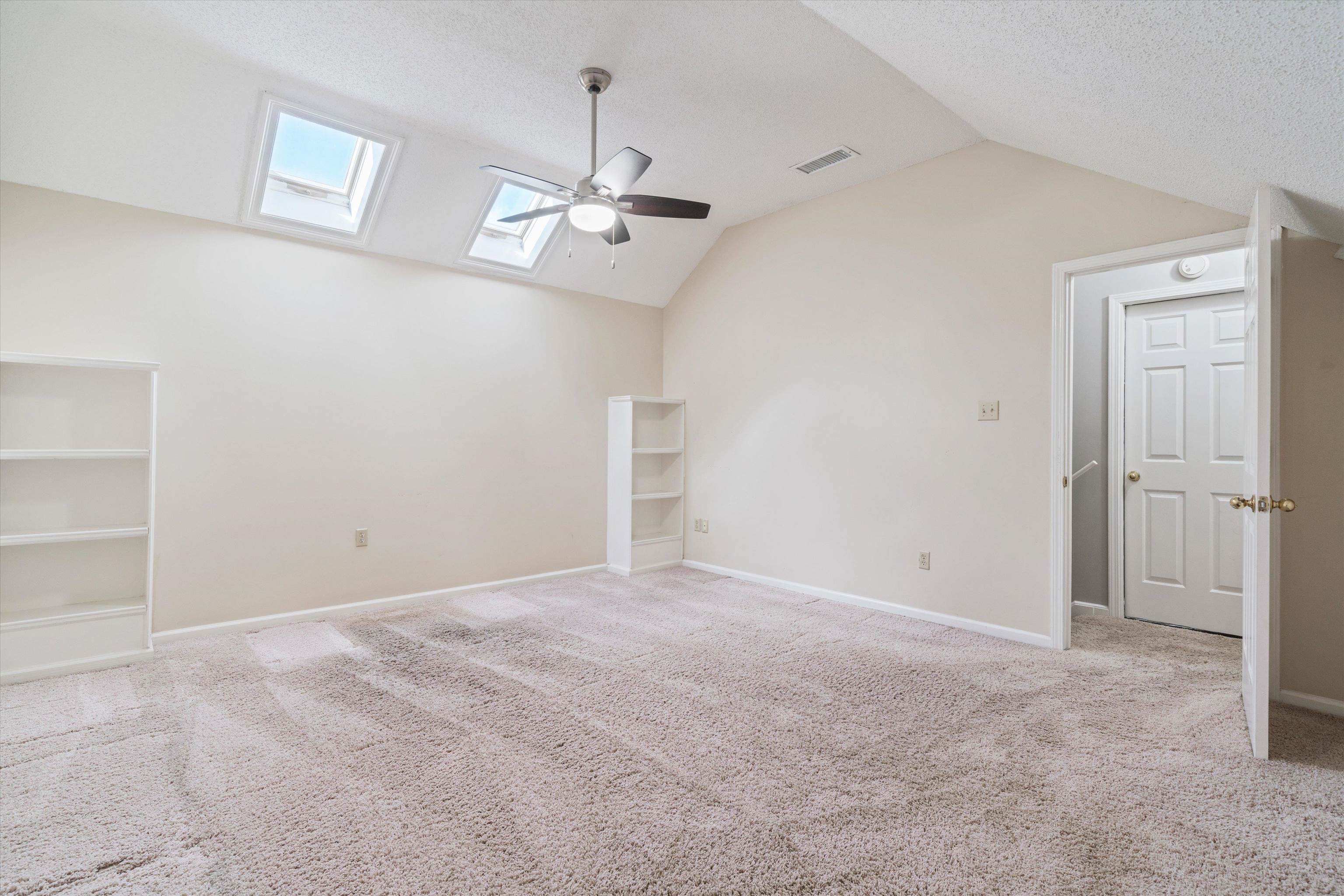 3443 PATRICIA ELLEN DR