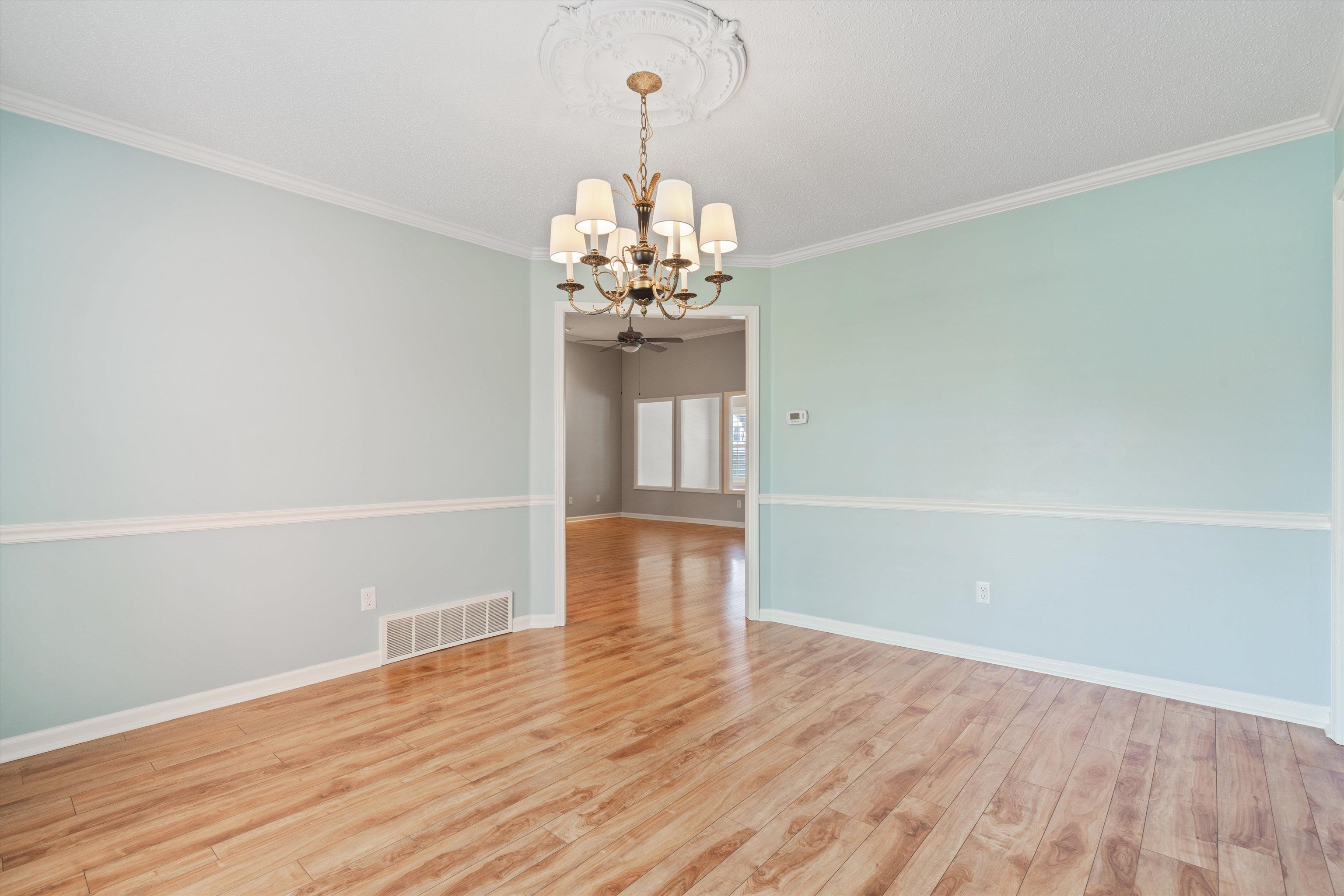 3443 PATRICIA ELLEN DR