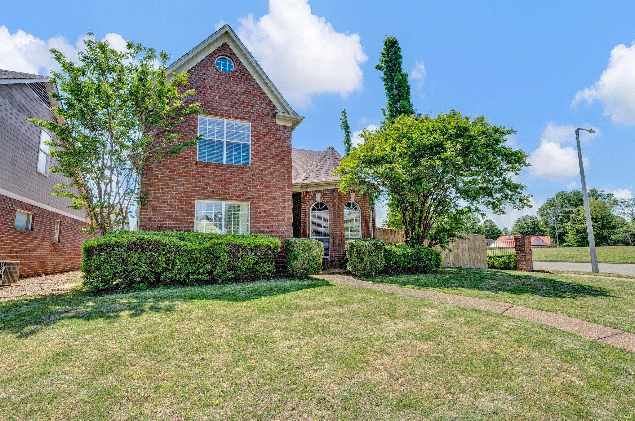 8641 OVERCUP OAKS DR