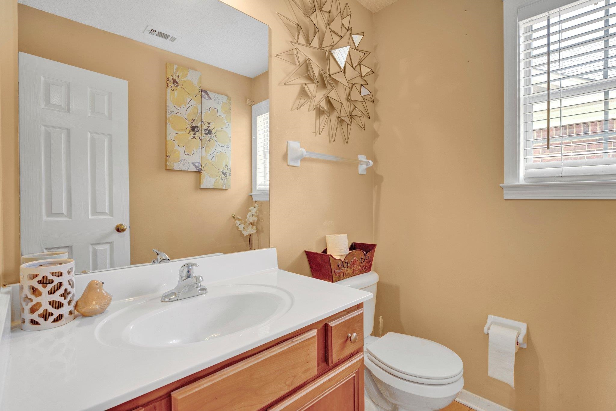 8641 OVERCUP OAKS DR