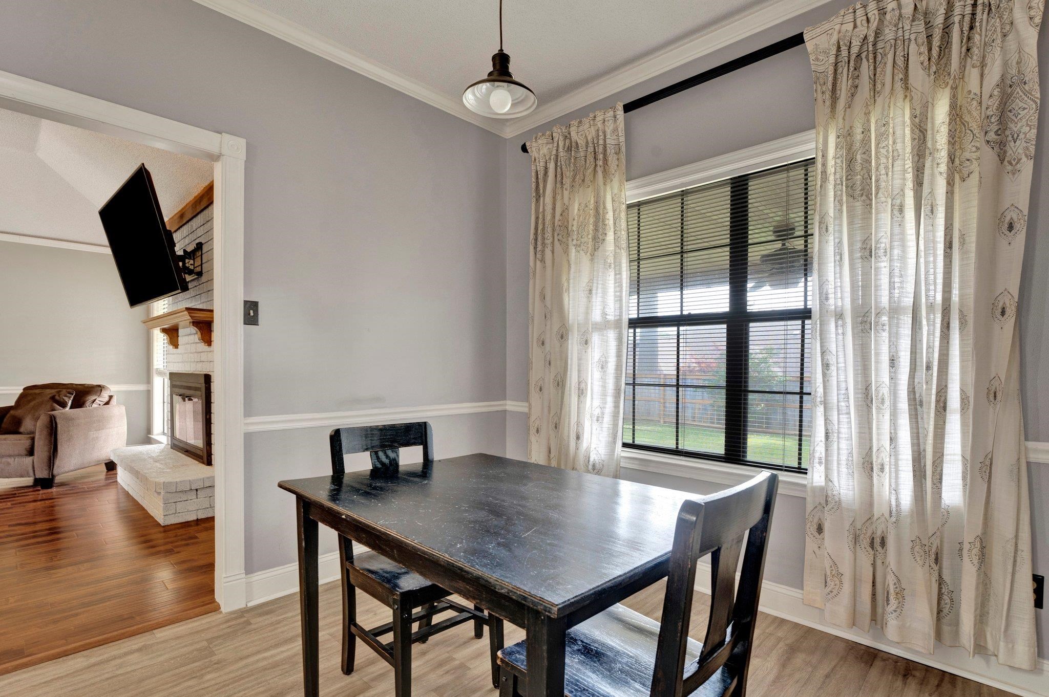 4100 MEADOW FIELD LN