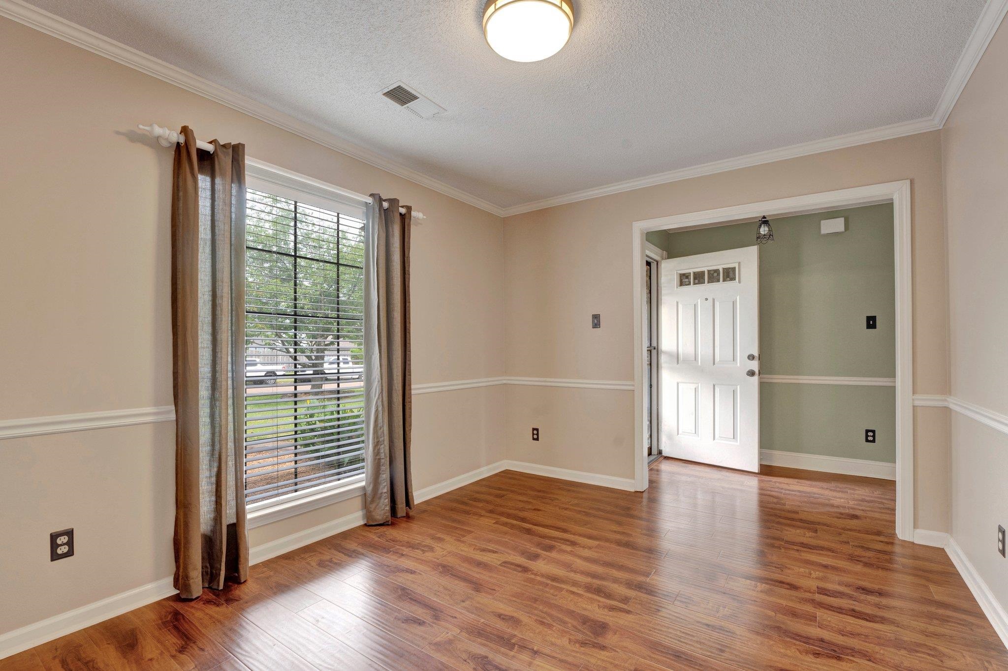 4100 MEADOW FIELD LN