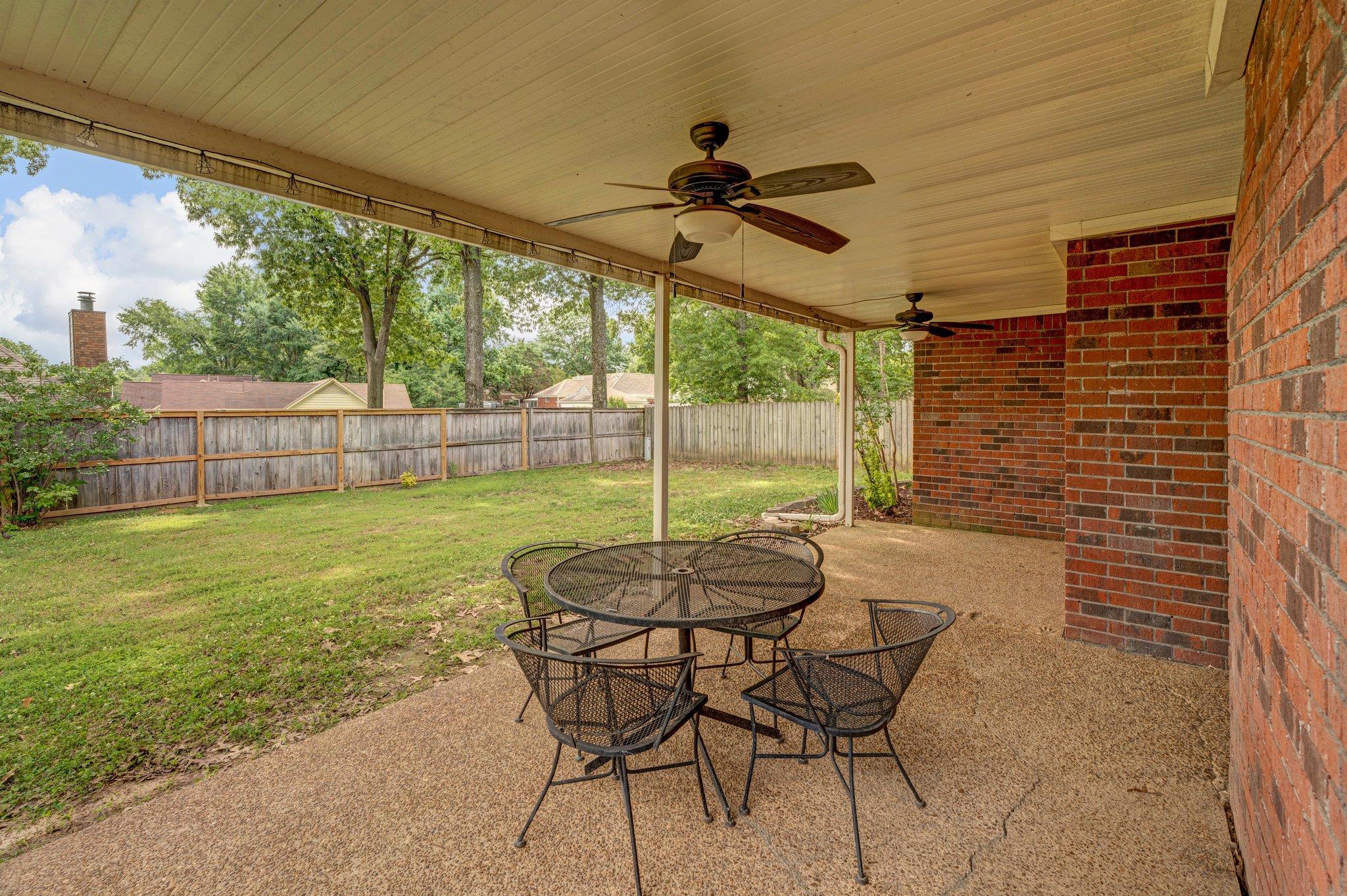 4100 MEADOW FIELD LN