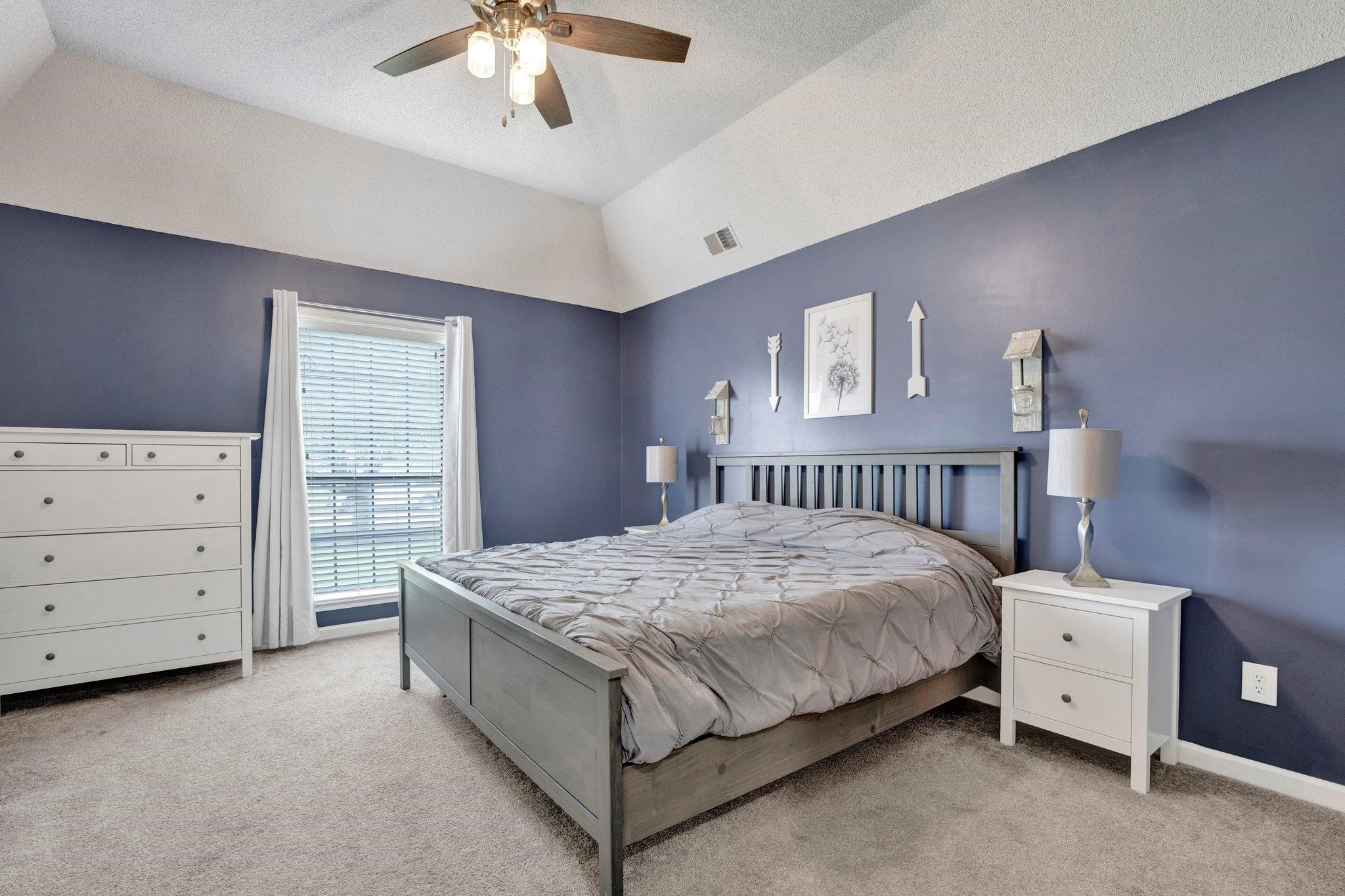 4100 MEADOW FIELD LN