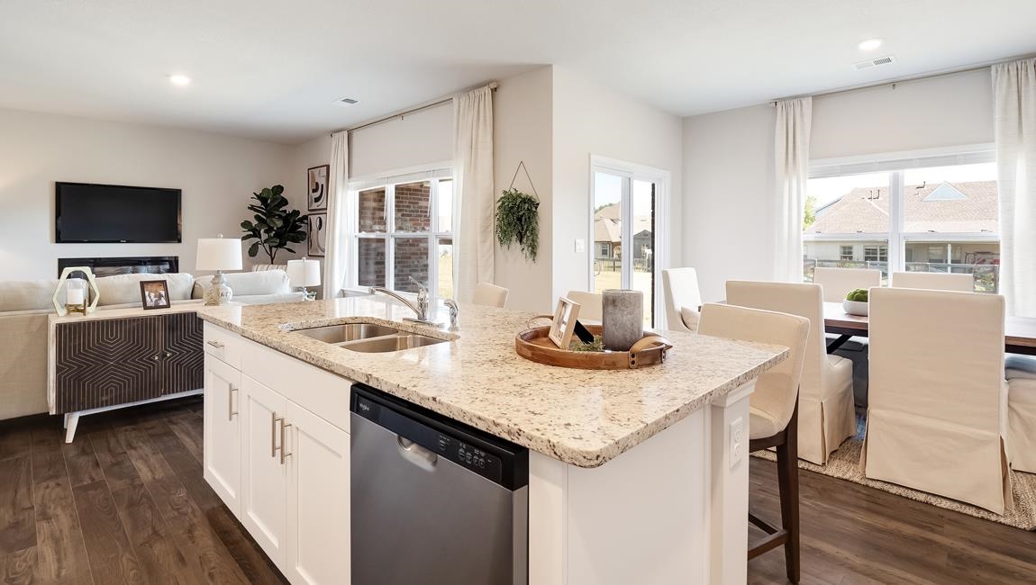 8011 HUNTINGTON HILL DR E Unit: Lot 223