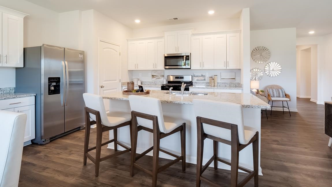 8011 HUNTINGTON HILL DR E Unit: Lot 223