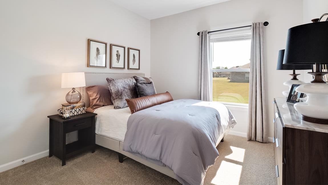 8011 HUNTINGTON HILL DR E Unit: Lot 223