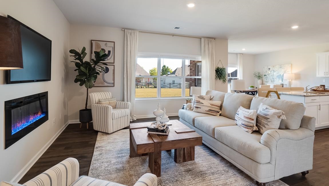 8011 HUNTINGTON HILL DR E Unit: Lot 223