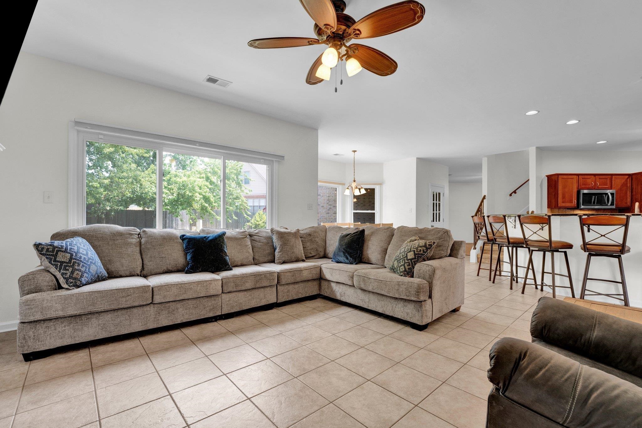 12276 CHAPEL MEADOW DR