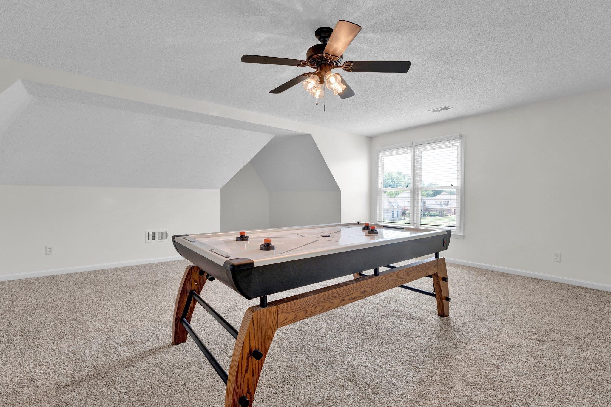 12276 CHAPEL MEADOW DR