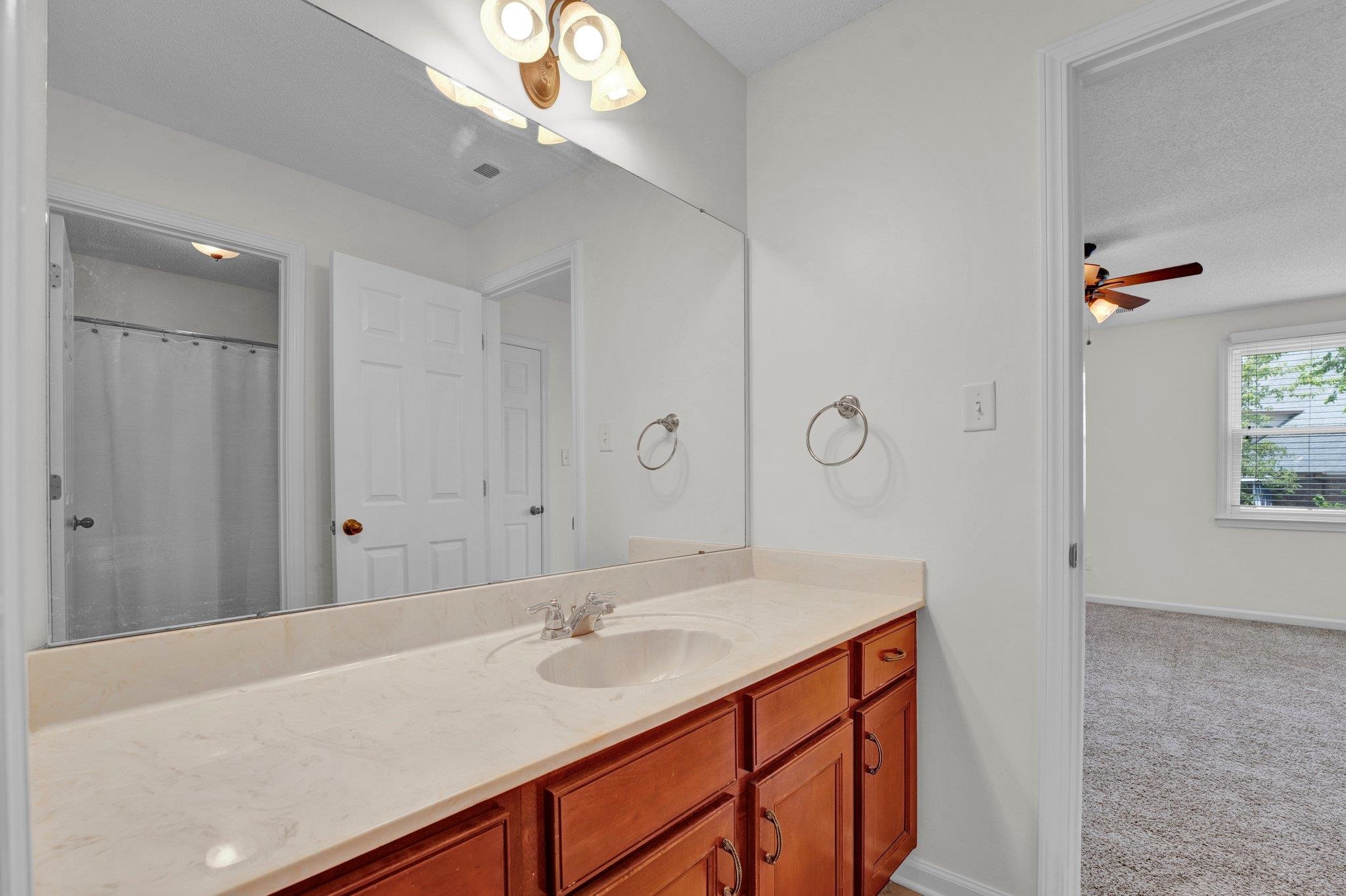 12276 CHAPEL MEADOW DR