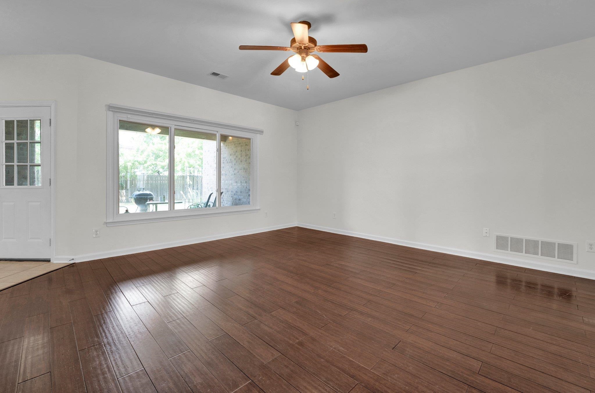 12276 CHAPEL MEADOW DR