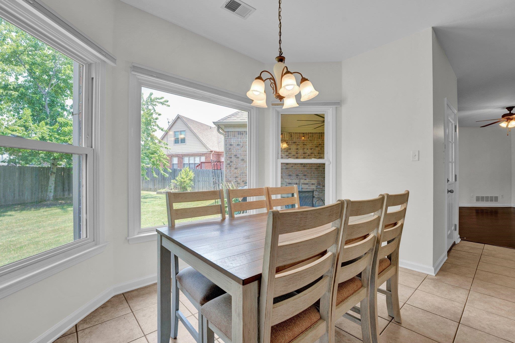 12276 CHAPEL MEADOW DR