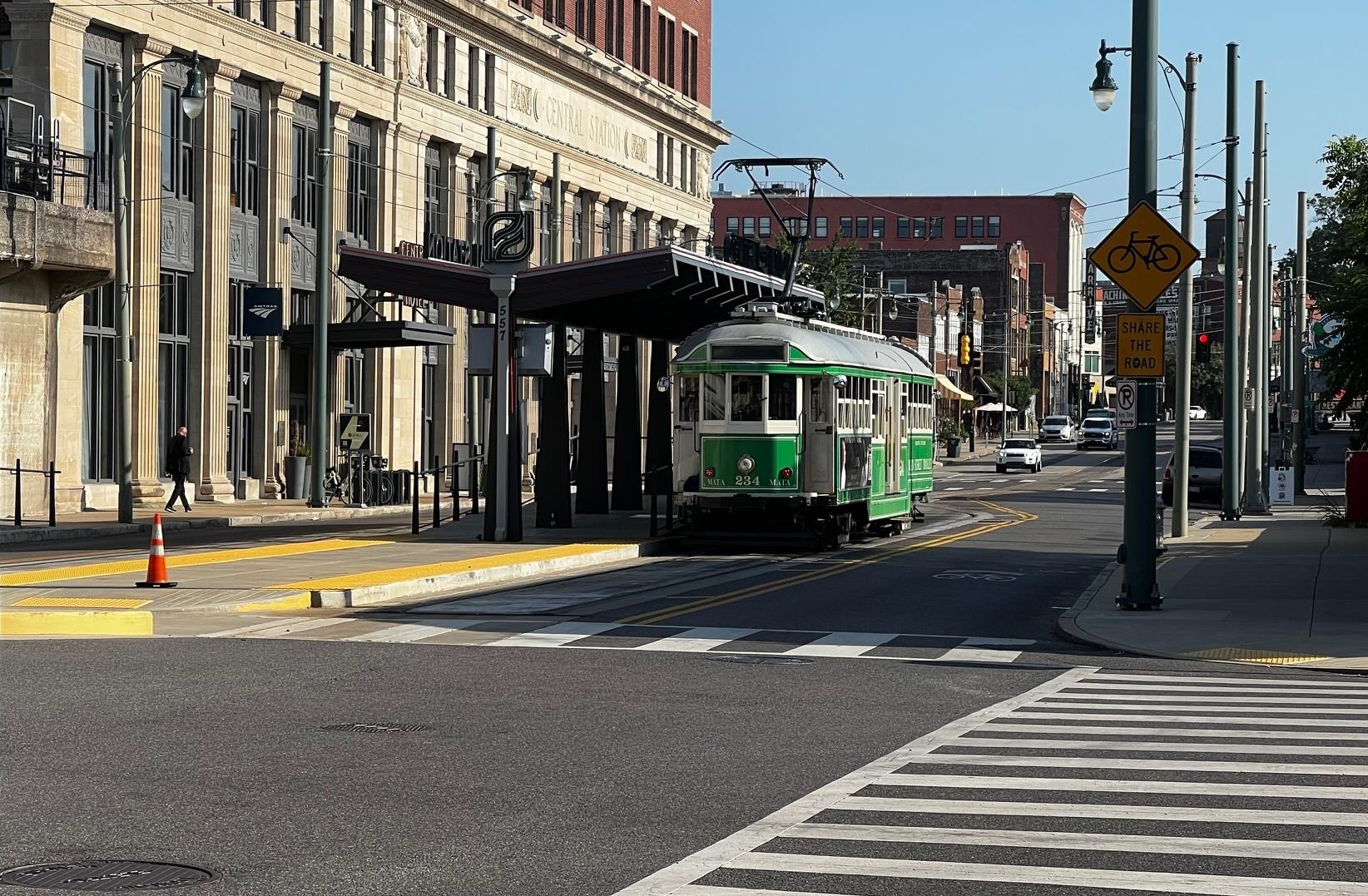 580 S MAIN ST Unit: 203