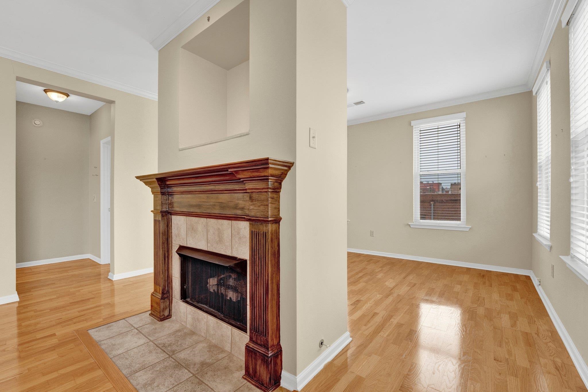 580 S MAIN ST Unit: 203