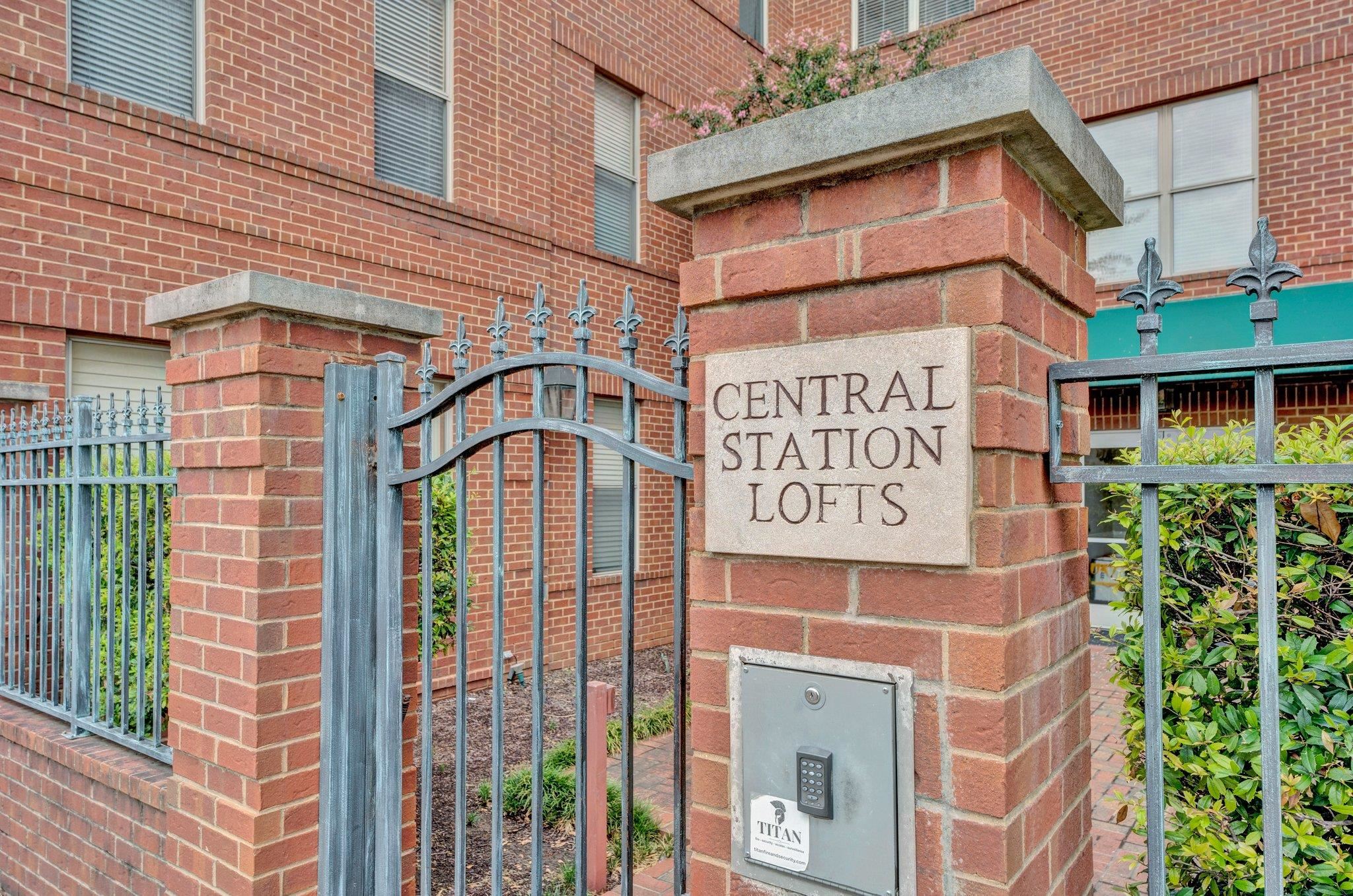 580 S MAIN ST Unit: 203