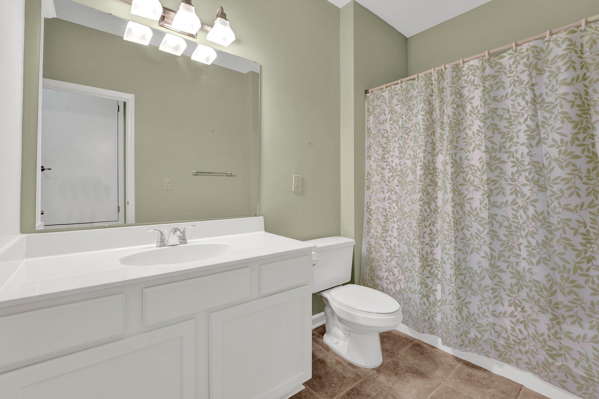 580 S MAIN ST Unit: 203