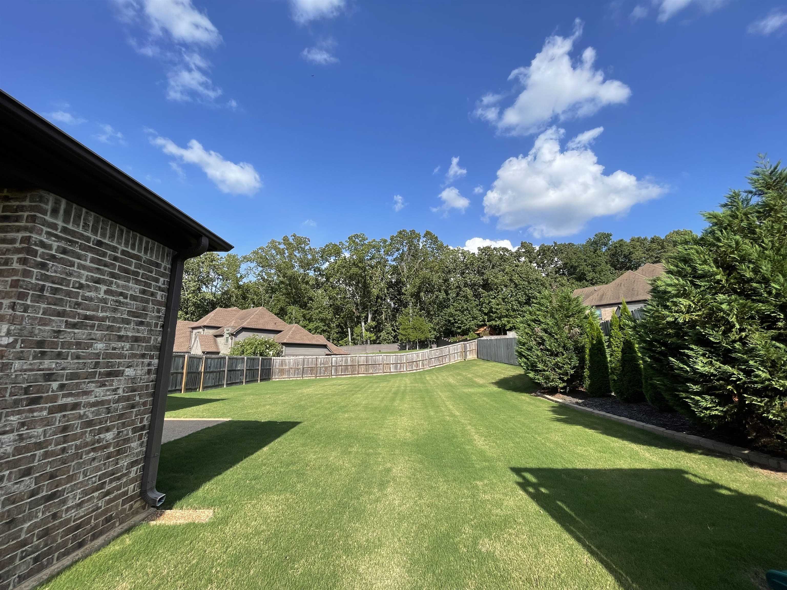 8339 HUNTERS HOLLOW CV