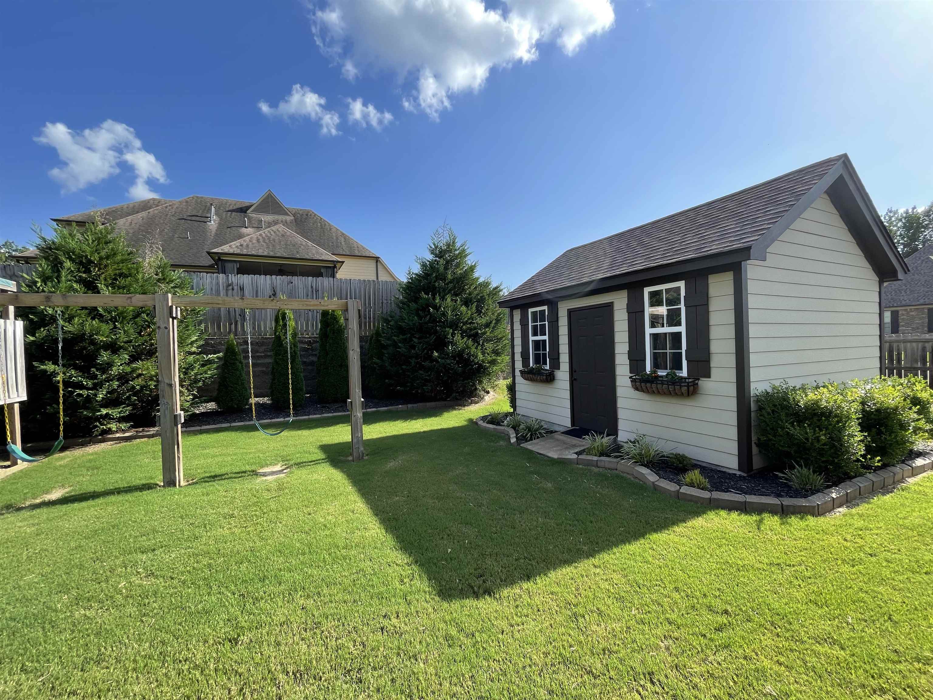 8339 HUNTERS HOLLOW CV