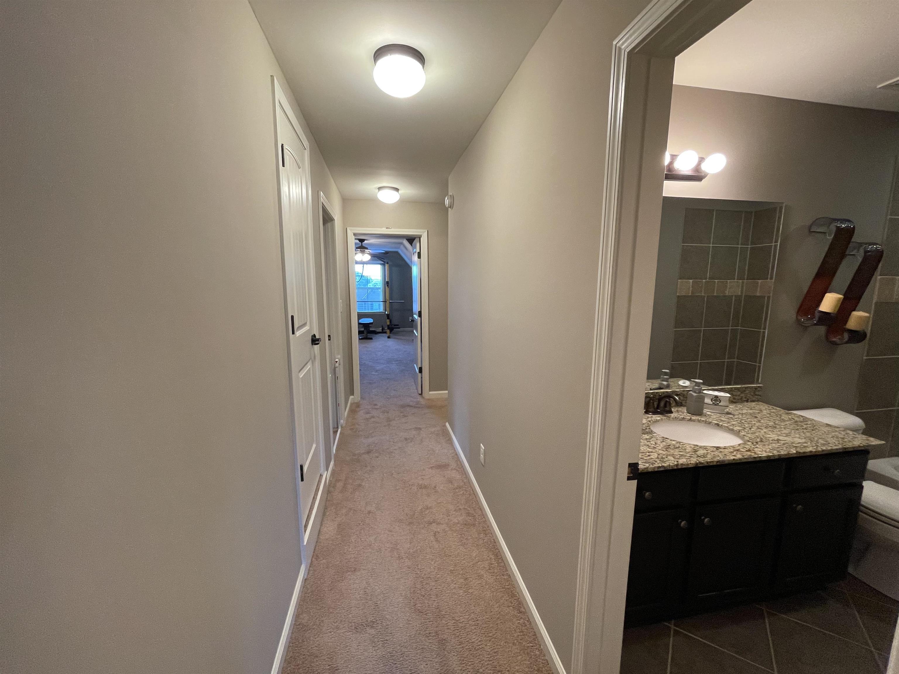 8339 HUNTERS HOLLOW CV