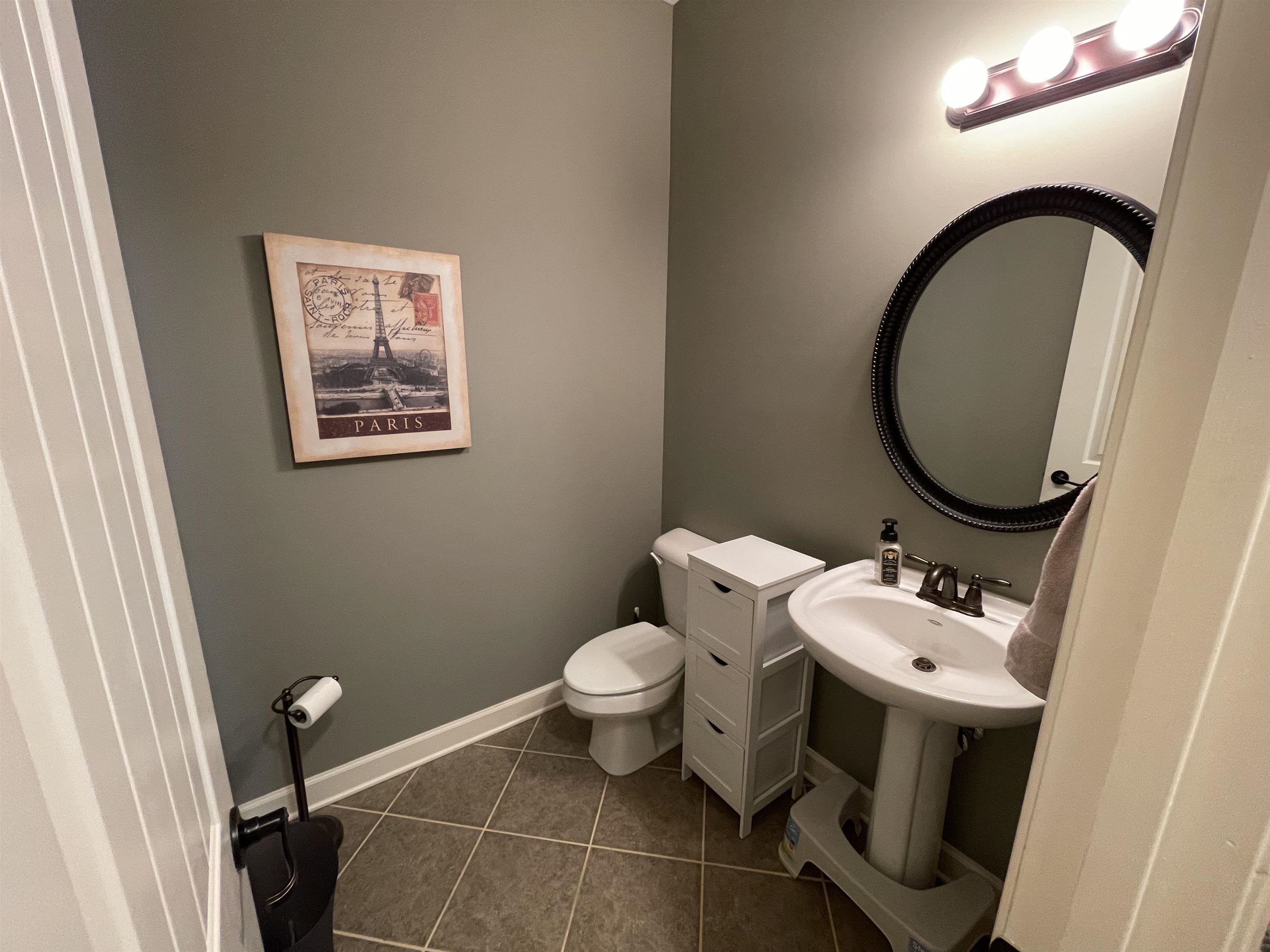 8339 HUNTERS HOLLOW CV