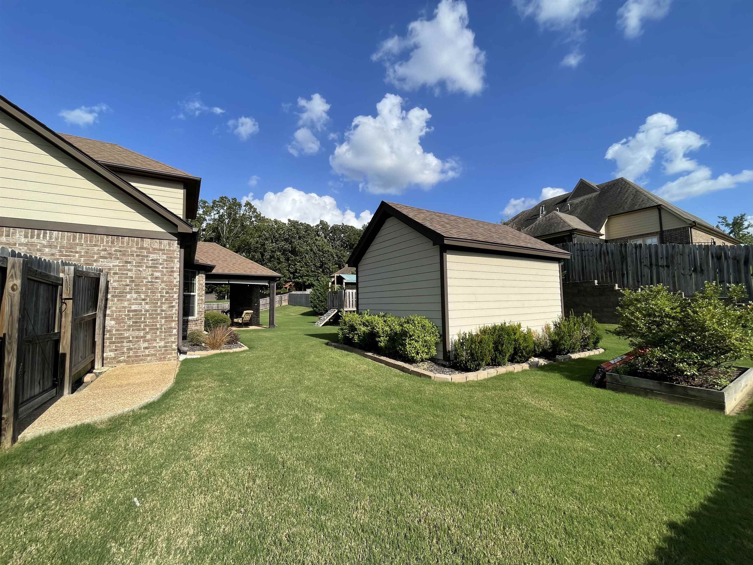 8339 HUNTERS HOLLOW CV