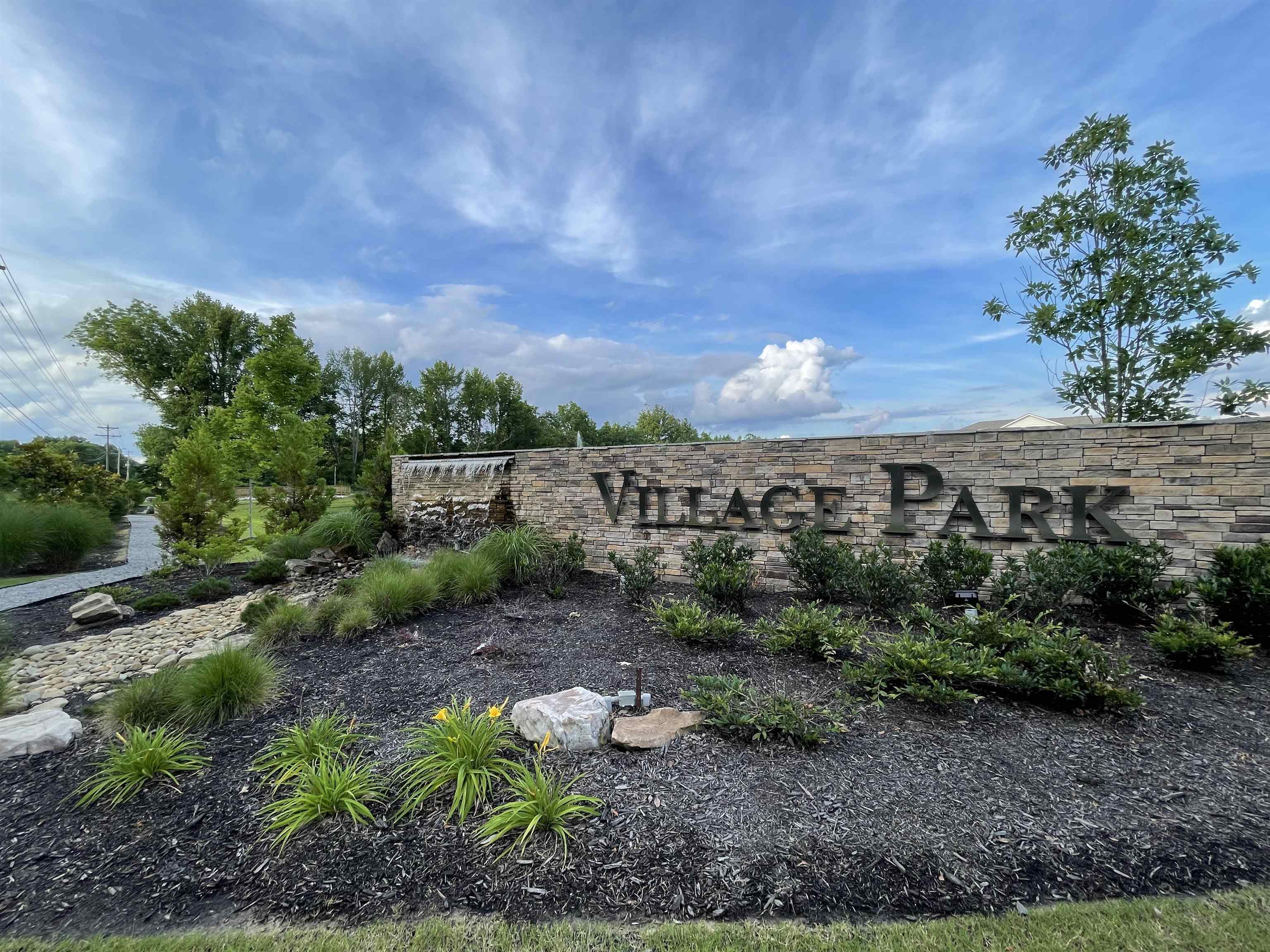 145 ARROWWOOD TRL Unit: Lot #183