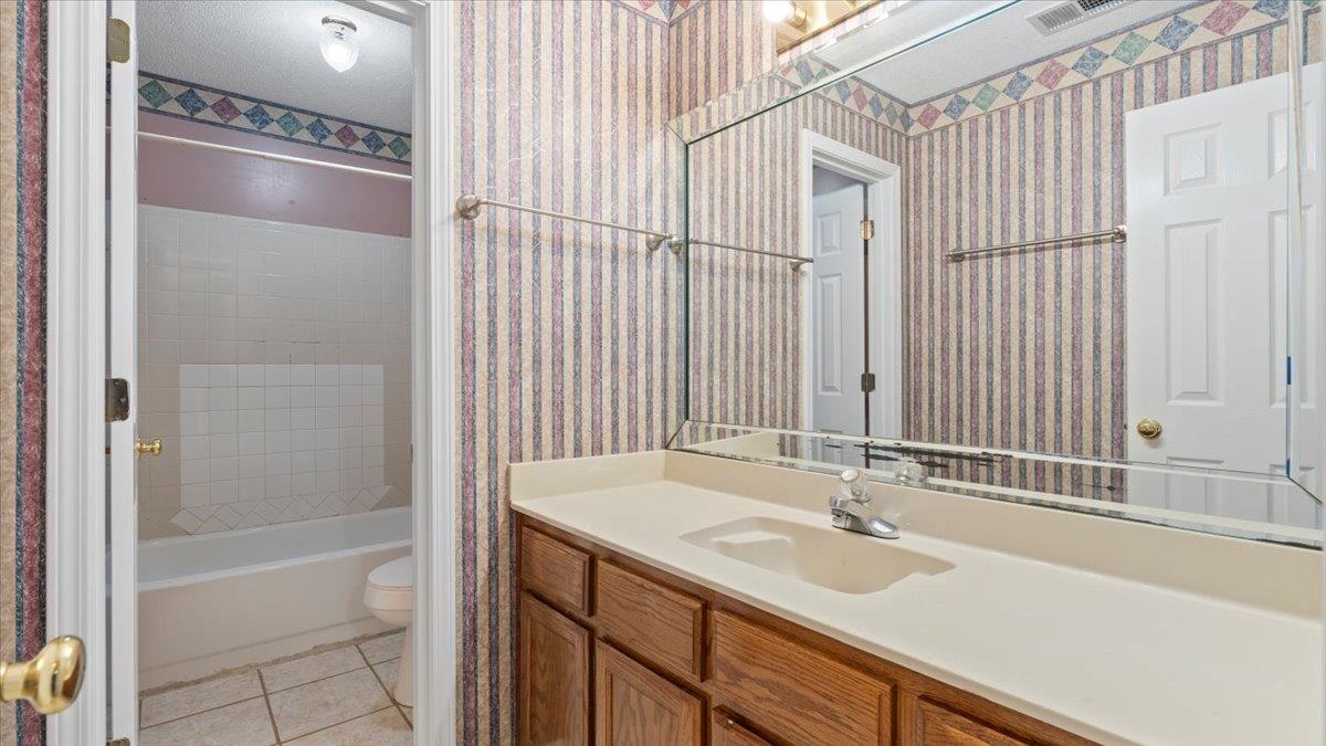 2668 MORNING WOODS DR