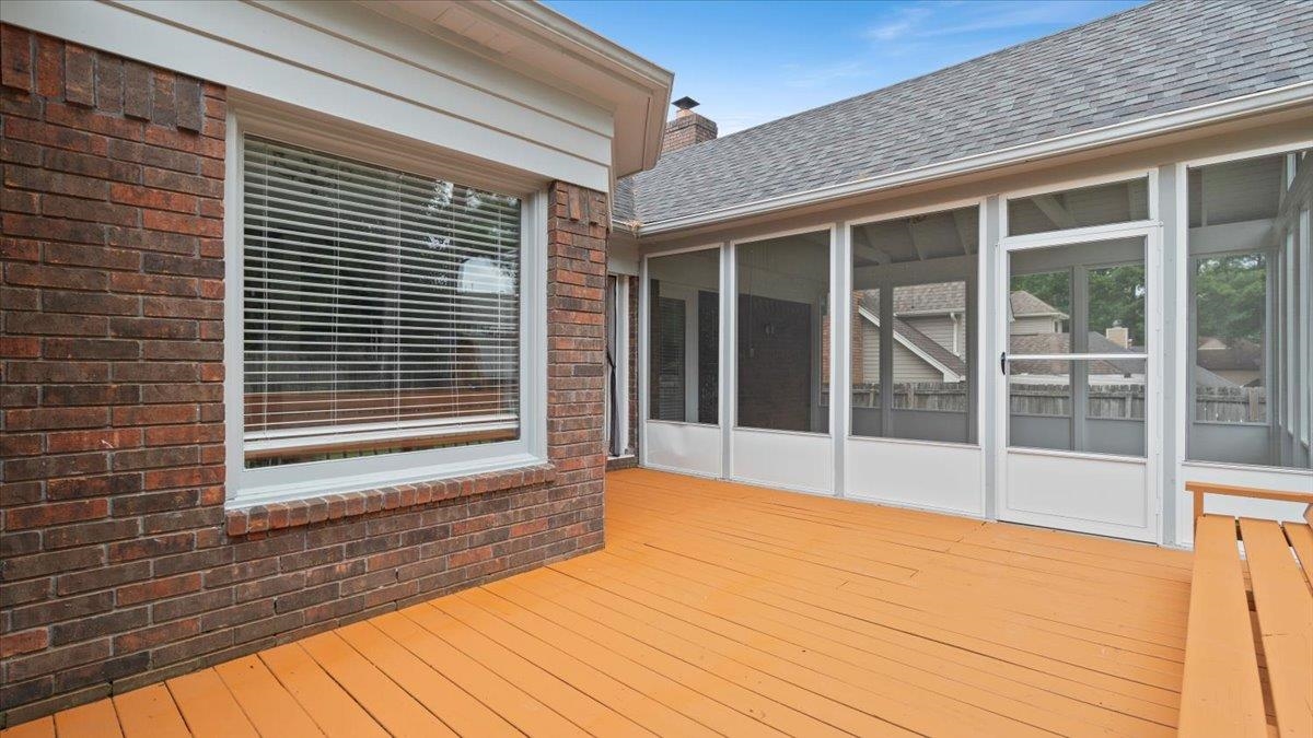 2668 MORNING WOODS DR