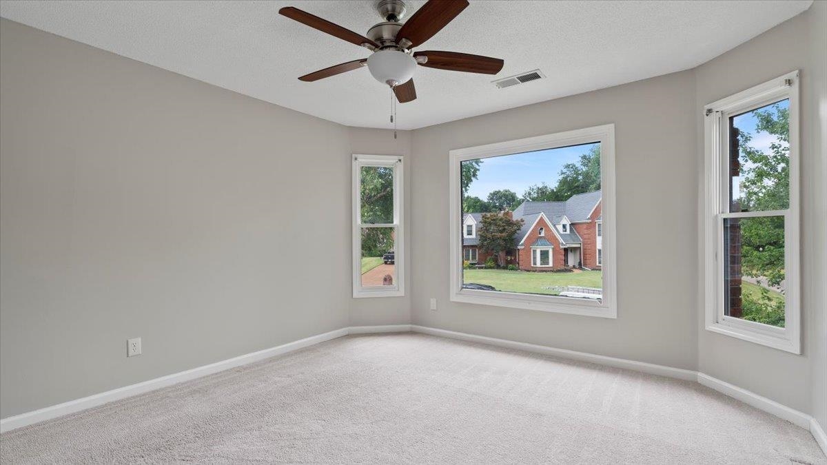 2668 MORNING WOODS DR