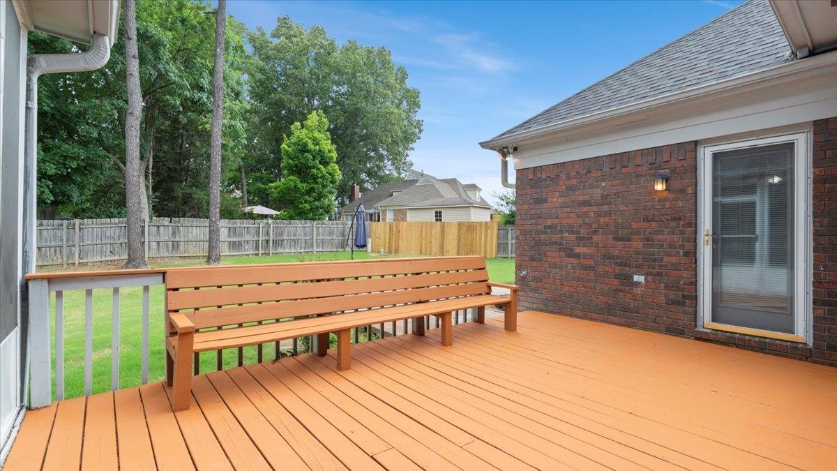 2668 MORNING WOODS DR