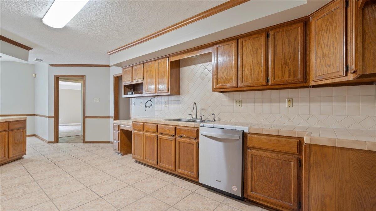 2668 MORNING WOODS DR